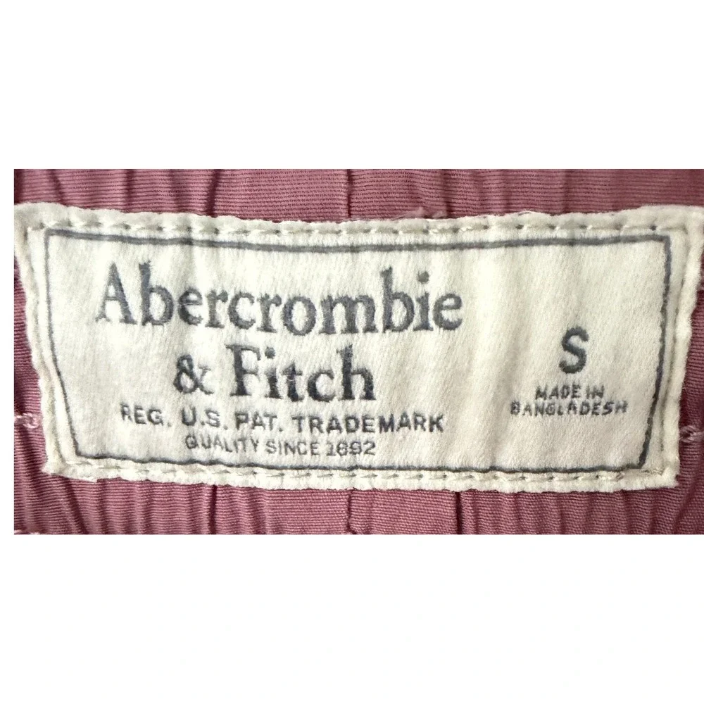 NWT Abercrombie & Fitch Mens 7 Inch Pull-On Shorts S Mauve Pink Elastic Waist
